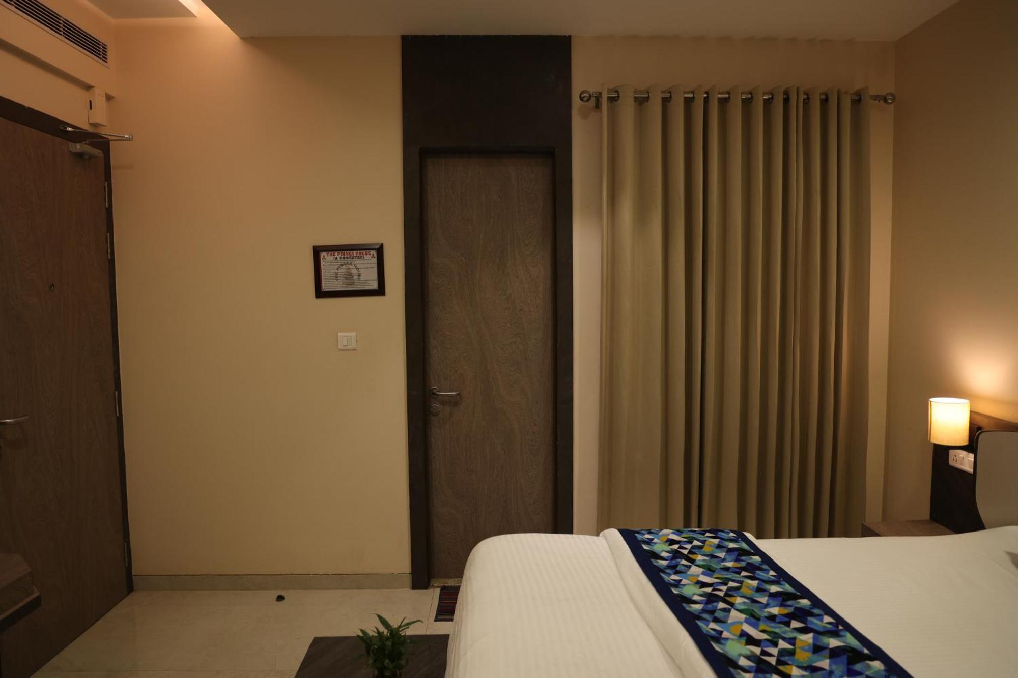 Hotel Pinaka Inn Lucknow Ngoại thất bức ảnh