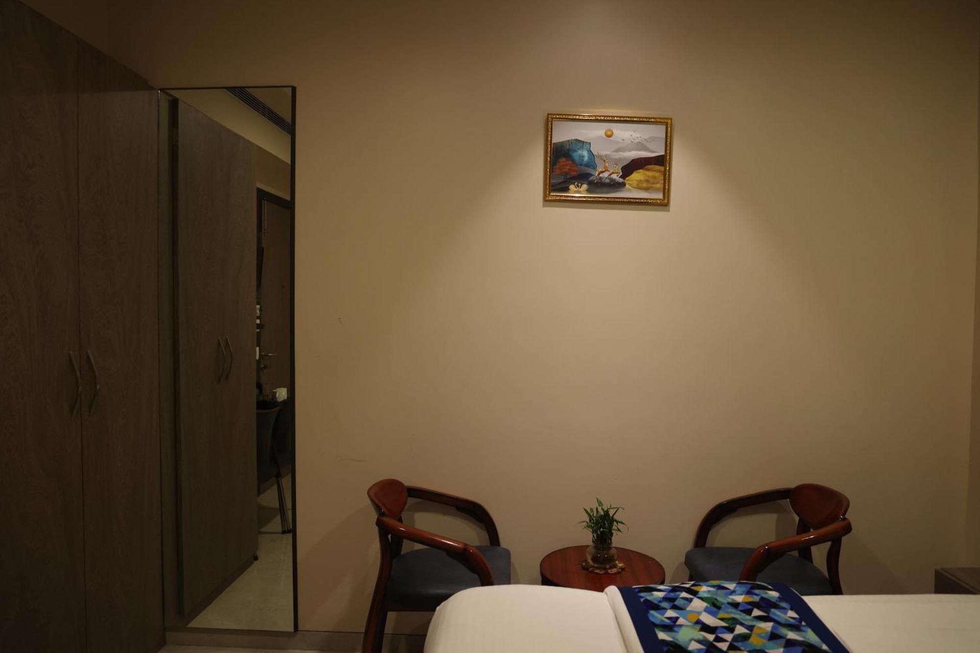 Hotel Pinaka Inn Lucknow Ngoại thất bức ảnh